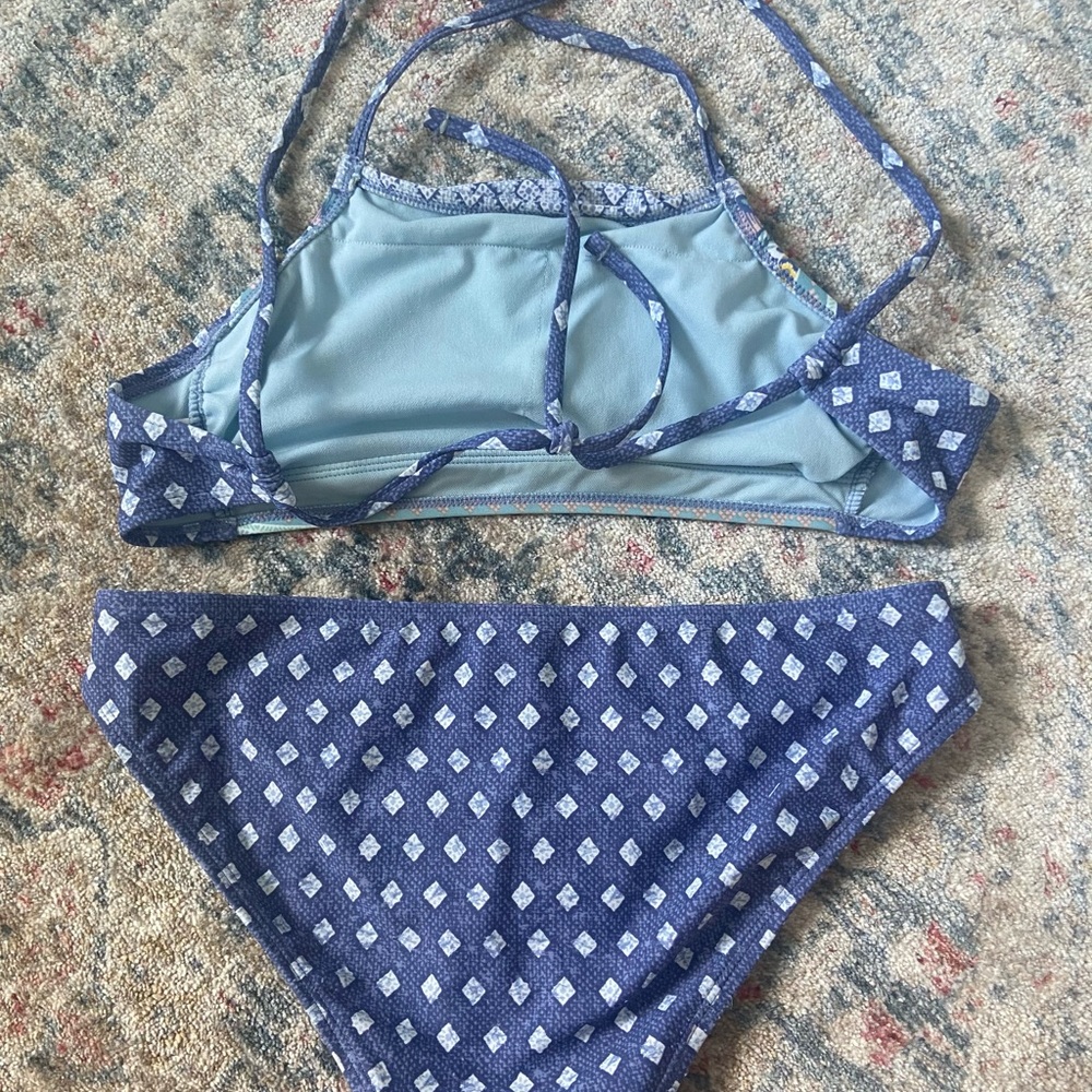 Target Bikini - Picture 2 of 2